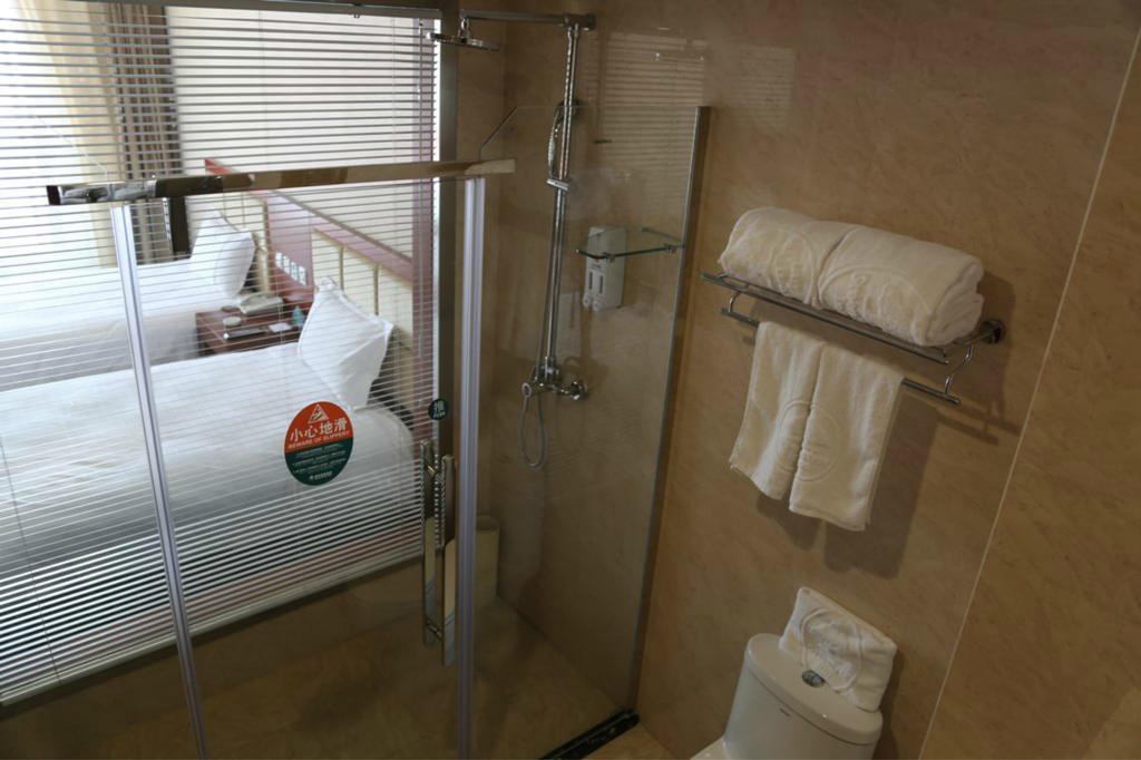 Greentree Inn Shanghai Dongming Road Subway Station Express Hotel Exteriér fotografie